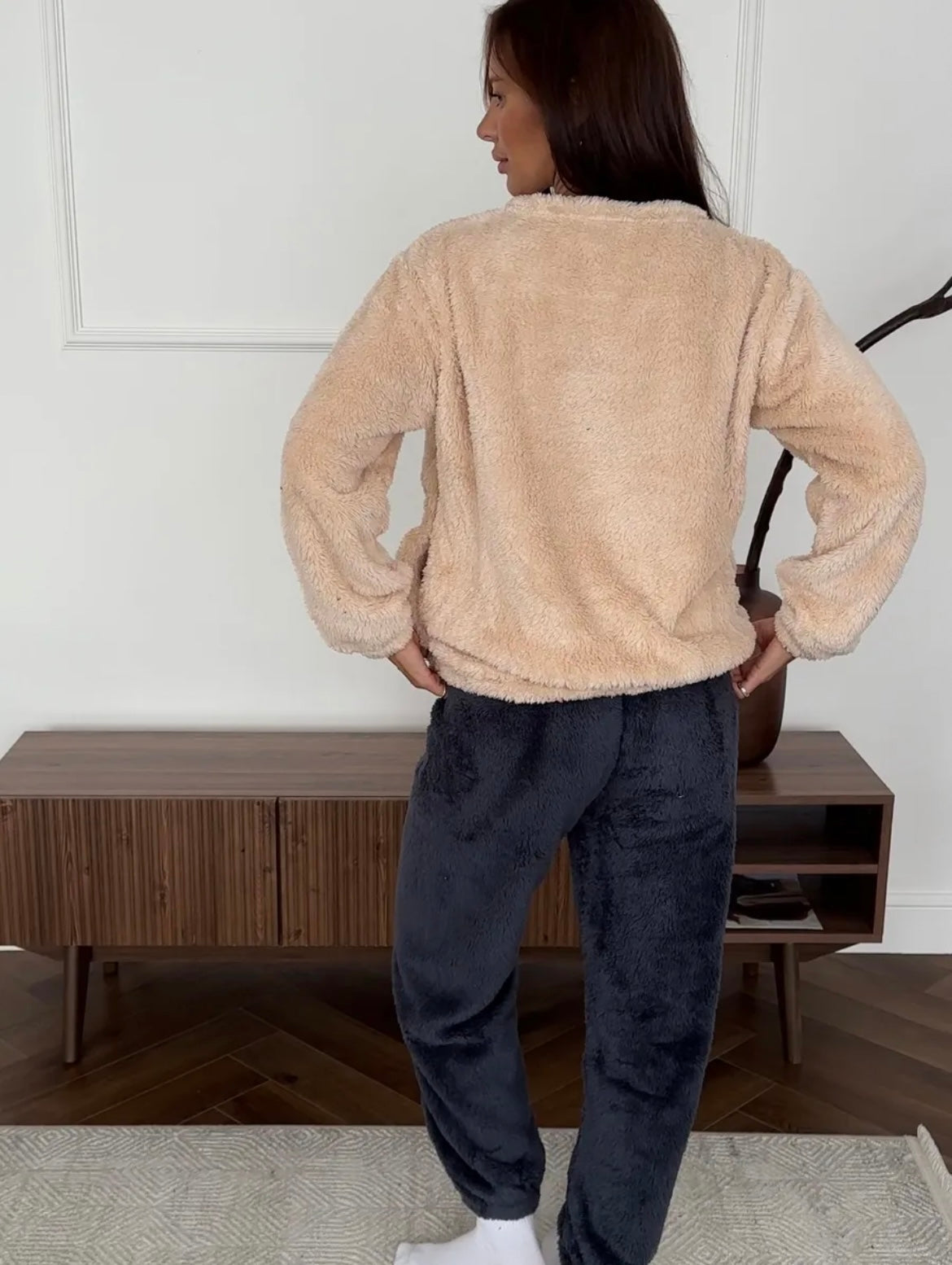 Pyjama Polaire Femme – Chaleur, Confort et Tendresse d’Hiver