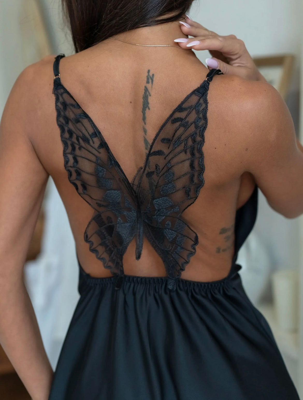 Nuisette Femme Satin Dos Papillon Sexy