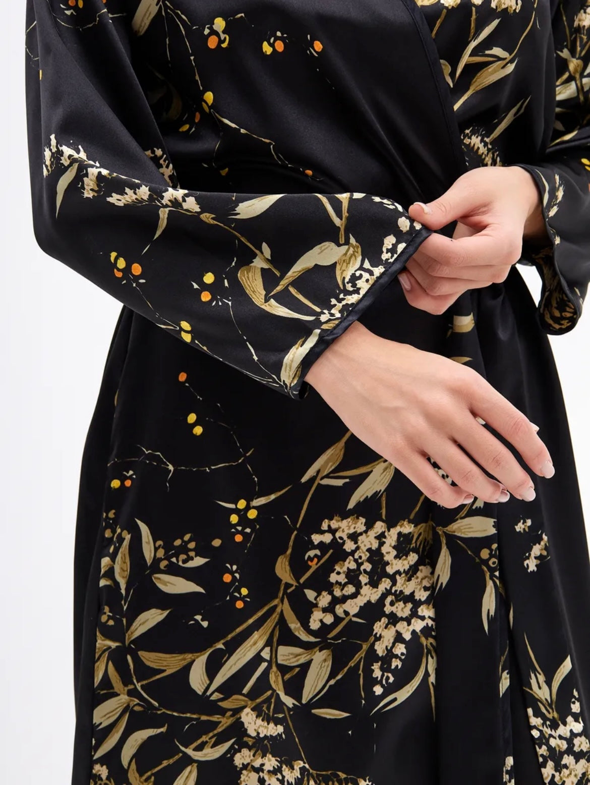 Nuisette et kimono satin élégant