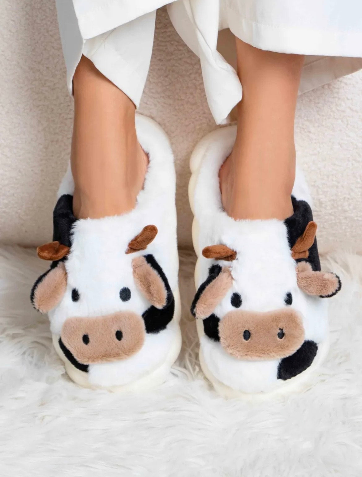 Pantoufles d’hiver en peluche pour femmes – Chaudes, confortables