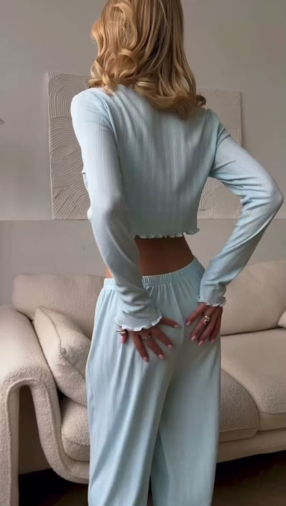 Pyjama Femme en Coton – Doux, Élégant et Confortable